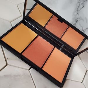 Sleek Take a Cheeky Peek Blush Palette Trio